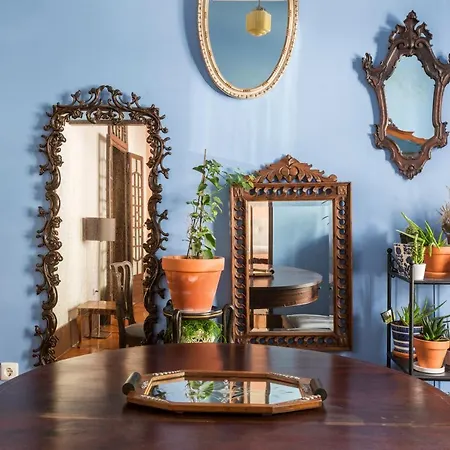 Charming In A 19th Century Building Apartamento