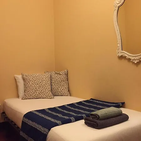 Charming In A 19th Century Building Apartamento