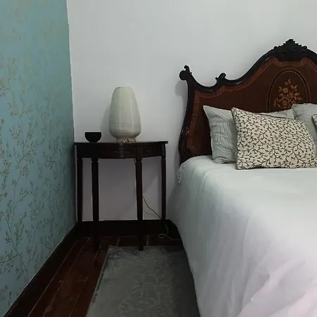 Charming In A 19th Century Building * Lissabon