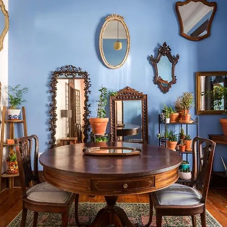 Charming In A 19th Century Building * Lisbon