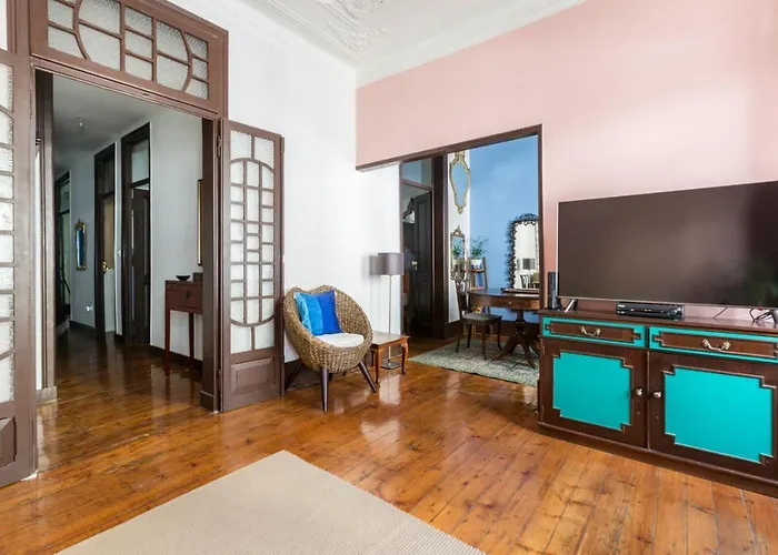 Charming In A 19th Century Building Apartman