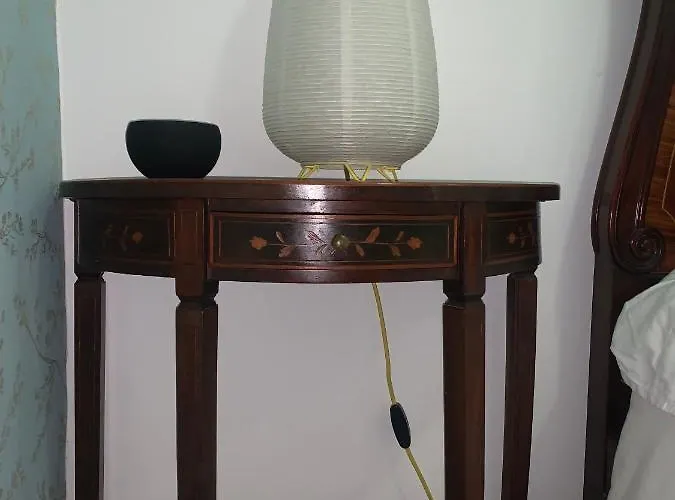 Apartman Charming In A 19th Century Building